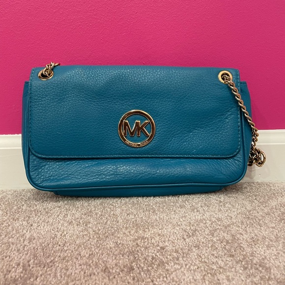 Turquoise Micheal Kors Purse - Picture 2 of 10